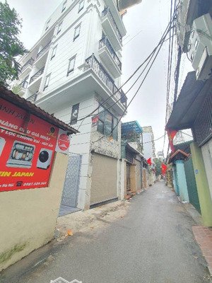 nhà đẹp 5 tầng full nội thất ô tô đỗ cổng sát cầu vĩnh tuy nhỉnh 7 tỷ