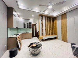 bán nhà ngô gia tự 35m 5 tầng 6,6 tỷ: nhà mới, ô tô đỗ cổng, full nội thất, vị trí đẹp, an sinh đủ