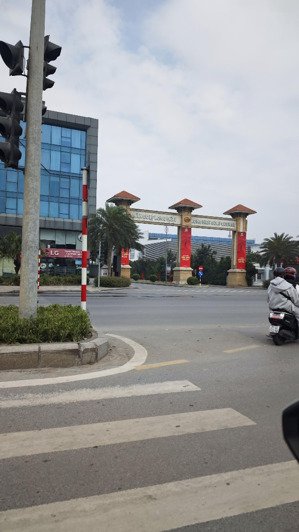 bán nhà phân lô qđ 918 phúc đồng đàm quang trung gara ô tô thang máy 6 tầng chỉ 13,x