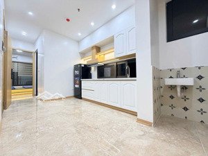 căn hộ dịch vụ 5* full đồ, 6 tầng thang máy #lươngkhánhthiện, dòng tiền 600 triệu/năm