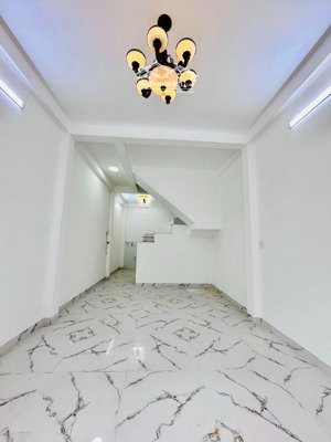 tô hiệu tân phú, khu kinh doanh sầm uất, 3 tầng btct, 52m2(4x13), sổ a4, hẻm 7m thông nhỉnh 8 tỷ tl