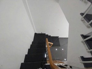 bán nhà 4.5 tầng dt 30.4.m.thôn 1 đông la xã an khánh hn. gần đường vành đai 4..