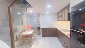 hẻm xe hơi, 2 tầng, mới full nội thất, ở ngay