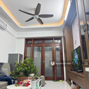 bán nhà '' mỹ đình '' 36m2 x 5 tầng '' dân xây kiên cố '' đúng 15 m ra ô tô '' mặt ngõ rộng '' thoáng ''