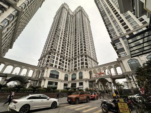 cho thuê và sang nhượng mặt bằng hoặc mô hình salon tóc + take away 82m2