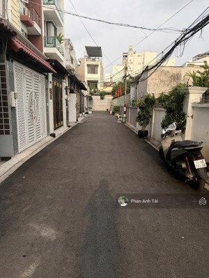 cho thuê chdv mặt tiền vừa ở vừa kinh doanh, 30m2, 4,5 triệu, nguyễn phúc chu