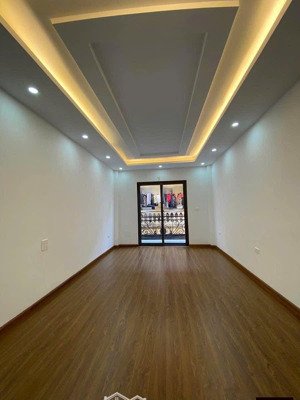 nhà đẹp ở ngay - 5 tầng - lô góc - kinh doanh - ô tô chạy vòng quanh - quy hoạch ổn định - dễ thanh