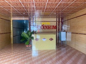 bán gấp nhà nghỉ đang thu nhập mt đặng xuân bảng full phòng