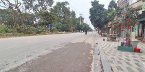 giá hơn 3 tỷ bán đất dục tú 50m2 ô tô vào tận đất cách 1 nhà ra xe tránh