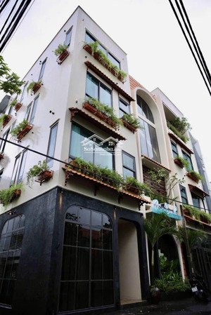 toà căn hộ trần văn thành gần biển mỹ khê - 4 tầng, lô góc 2 mặt phố - chỉ với 33.9 tỷ thương lượng