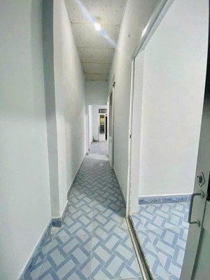 cần bán gấp căn nhà cấp 4, , ngay trung tâm phường lái thiêu,