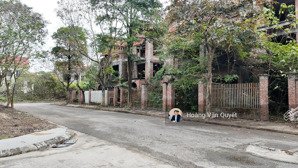 bán biệt thự song lập 197m2 khu đô thị quang minh xây thô sẵn sổ giá nhỉnh 12 tỷ. lh 