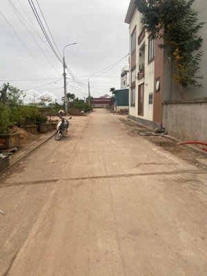 đất đấu giá xã mễ sở mặt tiền 7,5m cực đẹp tiềm năng tăng giá mạnh