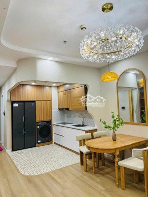 bán gấp căn hộ 2pn toà t6 bc nam có slot ô tô như ảnh. lh 