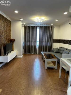 Cần cho thuê gấp căn hộ Phúc Thịnh Quận 5, Dt : 74 m2, 2PN, 1WC,Giá : 10.5 tr/th,