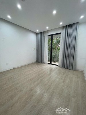 cho thuê nhà 6 tầng tại thiên hiền, gần bến xe mỹ đình, ô tô đỗ cửa