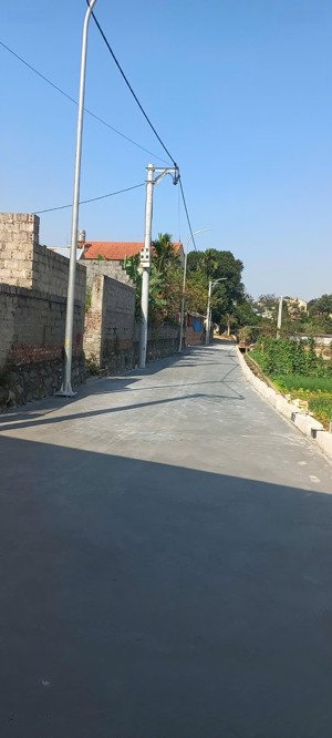 chính chủ cần bán lô đất ở nông thôn tại thôn việt yên, xã phú cát, huyện quốc oai, hà nội