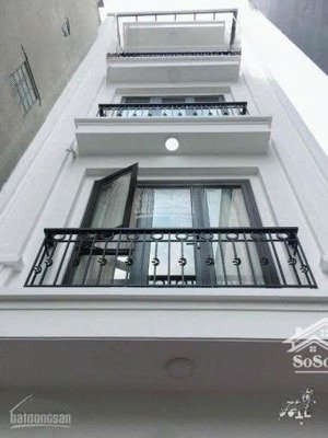 cần cho thuê nhà tại thái hà 50m2 x 6 tầng, giá : 20 triệu/ tháng