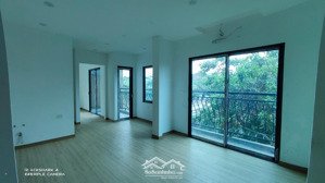 cho thuê nhà 3 tầng diện tích 60 mặt đường cầu noi