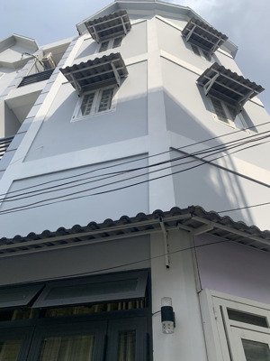 nhà lô góc đẹp ô tô tới cửa nguyễn duy cung, gò vấp vị trí đắc địa trên đường nguyễn duy