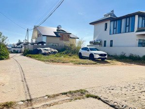 đất biệt thự bạch đằng hẻm xưởng cưa thế đồi cao view thoáng 8,9 tỷ thương lượng