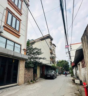 bán nhà 5 tầng dân xây, đường ô tô tránh ngay gần chợ đồng dinh, thạch bàn, long biên.