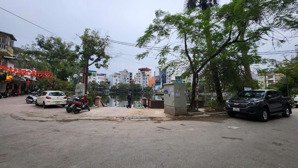 chính chủ gửi bán - đội cấn ba đình - 4 tầng 3 ngủ - 2 thoáng vĩnh viễn