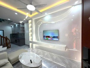 bán nhà 5 tầng ngõ 101 tây lai xá, hoài đức, hà nội.