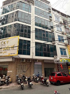 cho thuê nhà ngõ 180 hoàng quốc việt. diện tích 52m2 xây 6 tầng thông, mặt tiền 86m, đường 10m