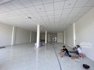 cho thuê mặt bằng núi thành . 486 m2 . ngang 18 m