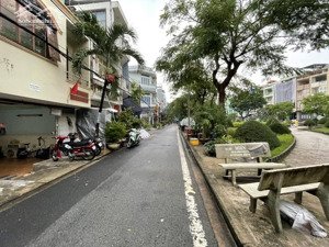 bán nhà mt đối diện công viên đường số 66, p10, q6, dt 4x10m, 1 lầu, giá 6.2 tỷ