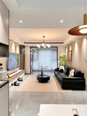 cho thuê chcc green diamond - 93 láng hạ, 140m2 căn góc 3pn, đủ đồ, giá chỉ 28tr. lh 