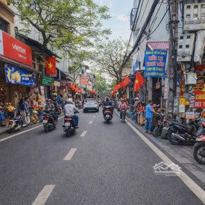 bán nhà tựu liệt: 40m2 -lô góc 4 tầng ô tô tránh kinh doanh tốt 10.05 tỷ ( còn thương lượng)