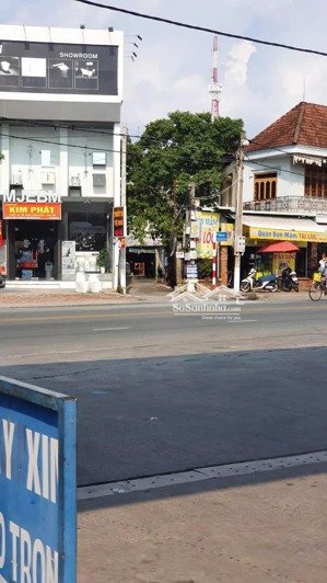 cc bán nhà riêng sổ hồng - 637 cách mạng tháng tám view đẹp - giá rẻ chỉ 2.4 tỷ (có thương lượng)