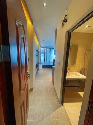 bán nhà riêng xây mới tinh 8 tầng có thang máy, ngõ cách mặt phố lê trọng tấn 20m. giá 13.x tỷ,