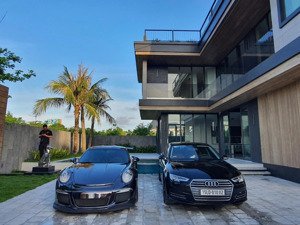 siêu phẩm biệt thự lô góc cạnh sông lạch tray siêu thoáng. thiết kế full nội thất bể bơi