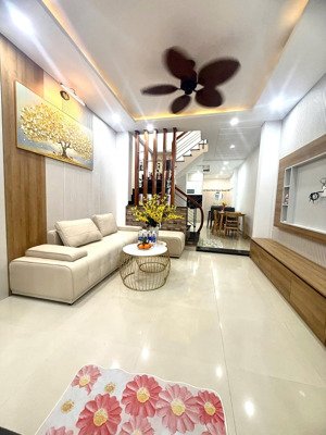 bán nhà 3 tầng đường núi thành thích hợp mua ở - đầu tư