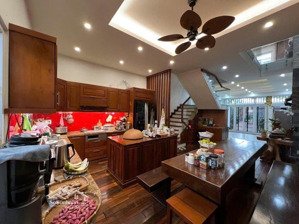 bán nhà 4 tầng đường trần đức thông gần biển mỹ khê - nhà đẹp khai thác cho thuê 30tr/tháng