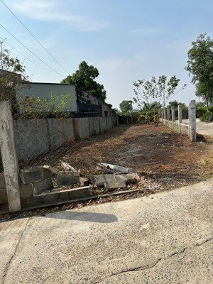 bán đất tại hàm mỹ, 980 triệu, 150m2, mặt tiền 6m, pháp lý đầy đủ