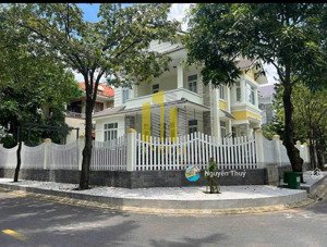 cho thuê biệt thự khu thảo điền giá 96 triệu