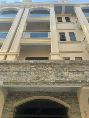 cho thuê căn hộ liền kề him lam 1 thường tín, 10 triệu vnd/th, 80m2, giá cực chất, view đẹp