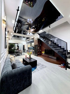 bán nhà 3 tầng đường kỳ đồng sầm uất, trung tâm thành phố, 300m2 diện tích sử dụng