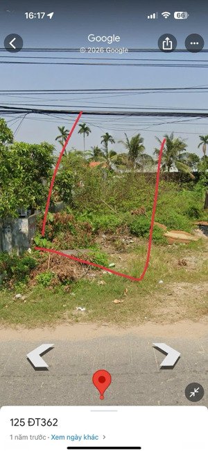 mặt đường 402 hoà nghĩa, dương kinh, hải phòng. nằm trên mặt đường rộng 28m 402 hoà nghĩa