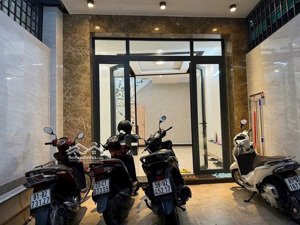 bán nr đẹp tại 15b, cầm bá thước, 52m2, giá 13,9 tỷ vnd, nhiều tiện ích hot!