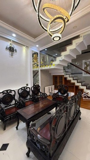 cho thuê nhà mặt tiền văn tiến dũng vcn phước hải nha trang phù hợp làm văn phòng hay để ở