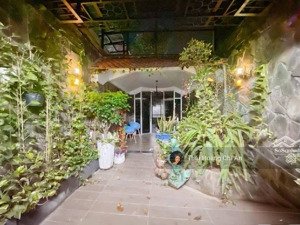 mặt tiền quận 10 lý thường kiệt 64m2 (3.8x16.5) 6 tầng vỉa hè 6m kinh doanh