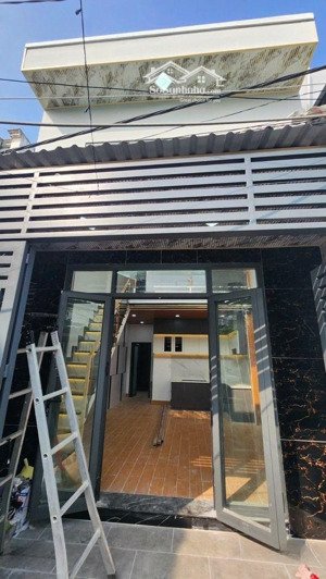 b.án nhà chuyên dùng 9 quận 7 sát phú mỹ hưng chỉ 4.5 t.ỷ còn thương lượng