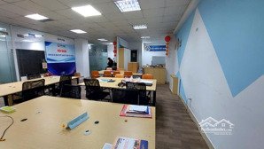 cho thuê văn phòng,spa, lớp dạy học, phòng khám, phòng gym yoga: 60m giá 12 triệu. phố lê đại hành