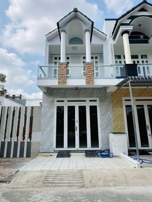 cho thuê nhà trệt lầu mới kdc đhyd, an khánh, ninh kiều, cần thơ