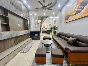 nhà vip đội cấn, ô tô, ngõ thông, 6pn ở hoặc kinh doanh, 52m2x5t